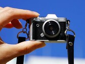 A Haru Mini retro fényképezőgép hasonlóan apró, mint a Kodak Charmera