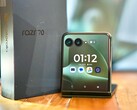 A külső kijelző a Razr Ultra 2026-ból származik; más területeken a Razr Plus 2026 spórol, hogy alacsonyabb maradjon az ára.