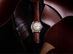 Az új Seiko Presage Classic Limited Edition Shiracha színben, a képen. (Kép forrása: Seiko)