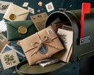 A SnailMail egy olyan koncepció, amelyben az alkotók fizikai levelet küldenek a fizető előfizetőknek.