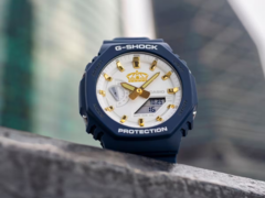 A Casio G-Shock x Corona GA-2100CR25-2A órája (a képen) megjelent Mexikóban. (Kép forrása: Casio)