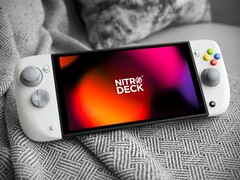 A CRKD Nitro Deck 2 a Nintendo Switch 2/Switch Joy-Con vezérlőit helyettesíti.