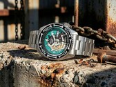 A Seiko új 5 Sports x Poorboy kollaborációs órája (a képen) limitált példányszámban készül. (Kép forrása: Seiko via Q-P Magazine)