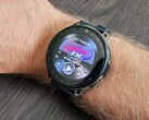A WatchFM alkalmazáshoz továbbra is okostelefonos kapcsolatra van szükség