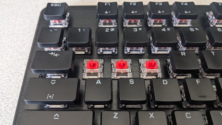 Turtle Beach Vulcan II TKL billentyűzet cserélhető kapcsolók