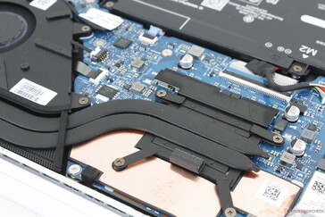 A ventilátor pulzálása minimálisra csökken, így a legtöbb napi böngészési terhelésnél alig észrevehető