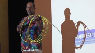 Eredeti 10BASE5 sárga Ethernet-kábel tekercs
