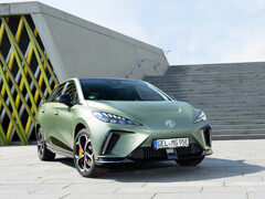 Az első szilárdtest-akkumulátoros elektromos autó: MG4 félig szilárdtest-akkumulátorral a piaci jóváhagyás előtt. (Kép forrása: MG)