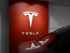 Úgy tűnik, hogy a Tesla Autopilot funkciója nem volt hibás ebben a konkrét balesetben.