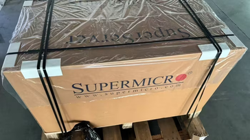 Egy feltételezett Supermicro H200 rack (Kép forrása: Financial Times)