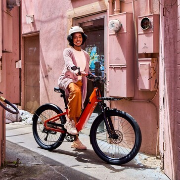 A Momentum Vida E+ e-bike maximum 136 kg (300 font) hasznos terhelést bír el (Kép forrása: Momentum)