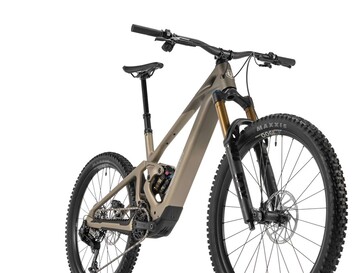 A Zendit R egy összteleszkópos e-bike
