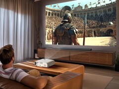 Az Epson Home Cinema 980 (képünkön) megérkezett az Egyesült Államokba. (Kép forrása: Epson)