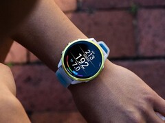 A Garmin Forerunner 570 (a képen) és Forerunner 970 okosórákhoz már elérhető a 6.18-as hotfix verzió. (Kép forrása: Garmin)