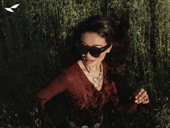 Az Air 4 körülbelül 224 dollárba kerül Kínában. A képen az AR-szemüveg promóciós képe. (Kép forrása: Rayneo - szerk.)