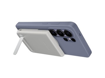 Összecsukható állvánnyal is rendelkezik a kéz nélküli használathoz