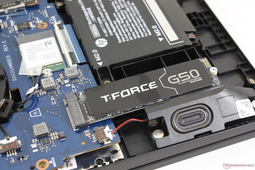T-Force SSD eltávolított hőelosztóval