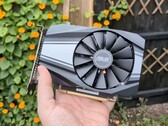ASUS GTX 1650 Super grafikus kártya, amelyet a Battlefield 6 benchmark tesztekben használtak (Kép forrása: RandomGaminginHD via YouTube))