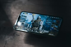 Mindkét kódnév először a GameController profilokban jelent meg az első macOS 26.7 kiadási jelölt verzióban.