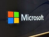 Microsoft logó. A vállalat újabb tömeges elbocsátási hullámot jelent be. (Kép forrása: Notebookcheck)