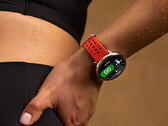 Az Amazfit Active 2 (Round) okosórája (a képen) frissítést kap. (Kép forrása: Amazfit)