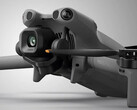 Egy kiszivárgott DJI Mini 5 Pro promóciós felvétel. (Kép forrása: via DroneXL)