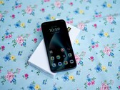 A Motorola Moto G87 nagyon fényes AMOLED kijelzővel rendelkezik, ami nem mindig pozitív.