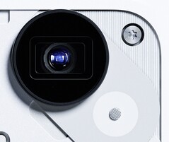 A Nothing Phone (3) teleobjektív zoomos kamerával rendelkezik (Kép forrása: Nothing)