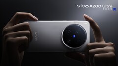 Íme az első hivatalos sajtókép a Vivo X200 Ultra Zeiss kamerás zászlóshajóról. A megjelenési dátumot már megerősítették. (Kép forrása: Vivo Han Bo Xiao)