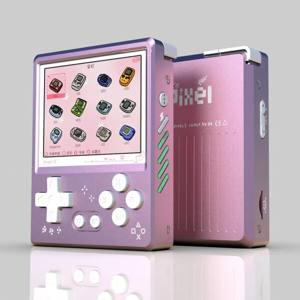 A rózsaszín GKD Pixel 2 fehér gombokkal rendelkezik. (Kép forrása: Keep Retro)