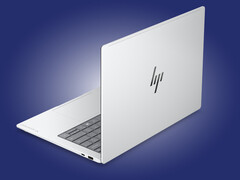 A HP OmniBook X a két bevezető szín egyikében.