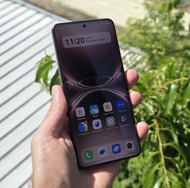 Vivo X200 Ultra okostelefon kijelzőjének fényereje a szabadban