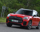 A teljesen elektromos Mini Countryman. Az új adatok szerint a brit EV-tulajdonosok akár 30 százalékot is megtakaríthatnak a karbantartási költségeken (Kép forrása: Autocar)