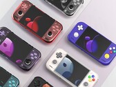 A Retroid Pocket Nova áttetsző és egyszínű változatokban lesz kapható.