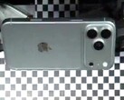 Egy jelentős, az „ Apple ” nevet viselő szivárogtatás állítólag első pillantást enged az iPhone 18 Pro-ra. A készülék belső részéről is kiszivárogtak képek.