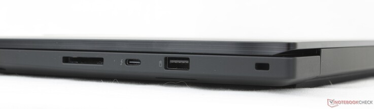 Rendben: SD 7.0 kártyaolvasó, USB-C Thunderbolt 4 w/ DisplayPort 2.1 + Power Delivery 3.1, USB-A (10 Gbps), Biztonsági zár