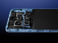 A OnePlus 15-nek továbbfejlesztett teleobjektíves kameraélményt kell nyújtania a OnePlus 13-hoz képest, utóbbi képen. (Kép forrása: OnePlus)
