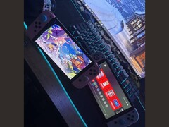Két egymás mellett elhelyezett Nintendo Switch 2 konzol képe