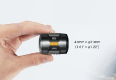 Az AP01 légszivattyú rendkívül kompakt, de szükség van egy tápegységre.