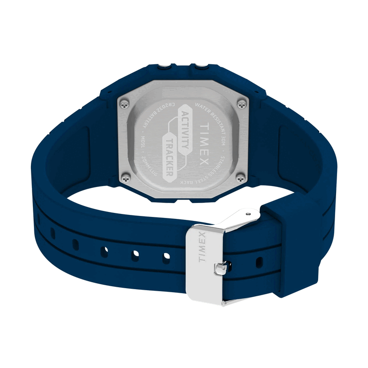 A Timex TW5M55700JQ karóra szilikon szíjjal kerül forgalomba.