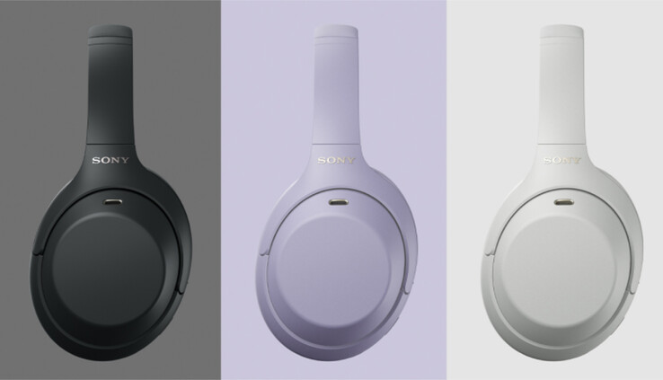 A Sony WH-1000XM4C három, bevezetésekor elérhető színváltozatában.