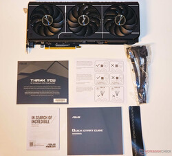 Asus Prime GeForce RTX 5080 OC Edition: Tartozékok