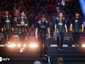 A MongolZ csapat felállása (a képen) az Austinban zajló Blast Major megnyitóján. (Kép forrása: HLTV)