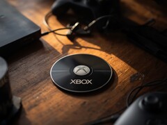 Az asztalon látható Xbox-lemez