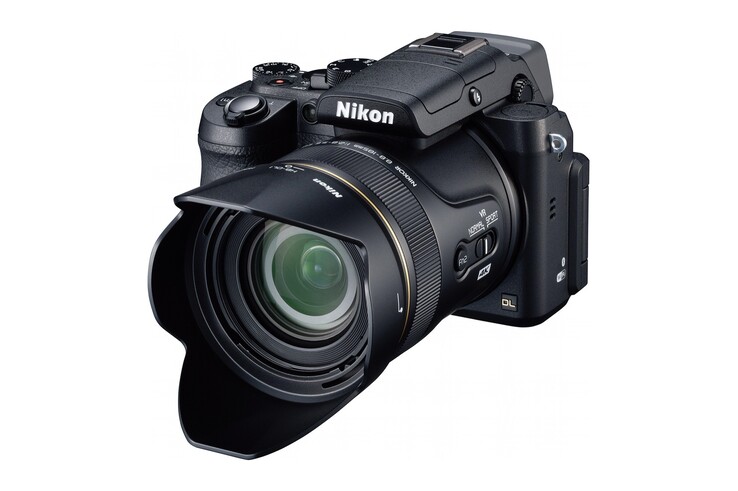A Nikon DL-t 24–500 mm-es objektívvel ellátott szuperzoom-változatként is bemutatták.