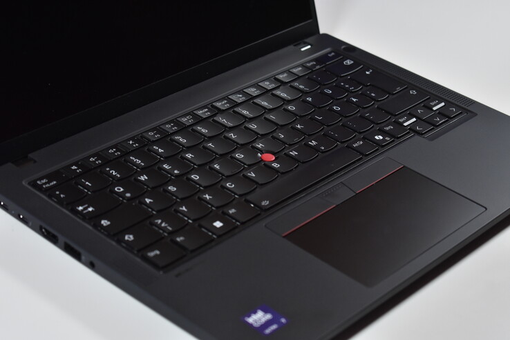 Lenovo ThinkPad T14 Gen 6: Billentyűzet