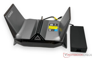 Acemagic M2A Starship 300 wattos tápegységgel (19 V; 15,79 A)