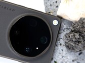 Egy informátor szerint az Oppo Find X10 Ultra 10-szeres teleobjektívjét egy nagyobb érzékelővel fogják továbbfejleszteni.