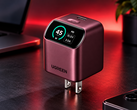 Az Ugreen Nexode Pro 45 W-os töltő Burgundy színváltozatban