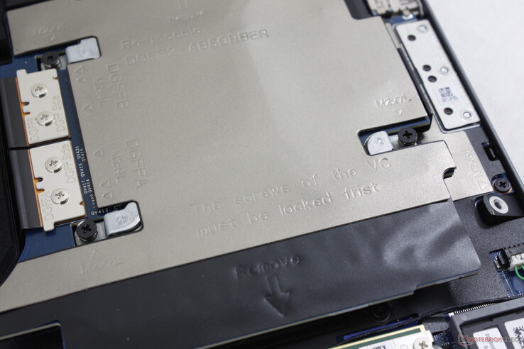 kivehető DGFF kártya (valószínűsíthető) helyesírási hibával a pajzson